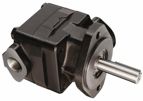 hydraulic-pump-motor-valve-hoses